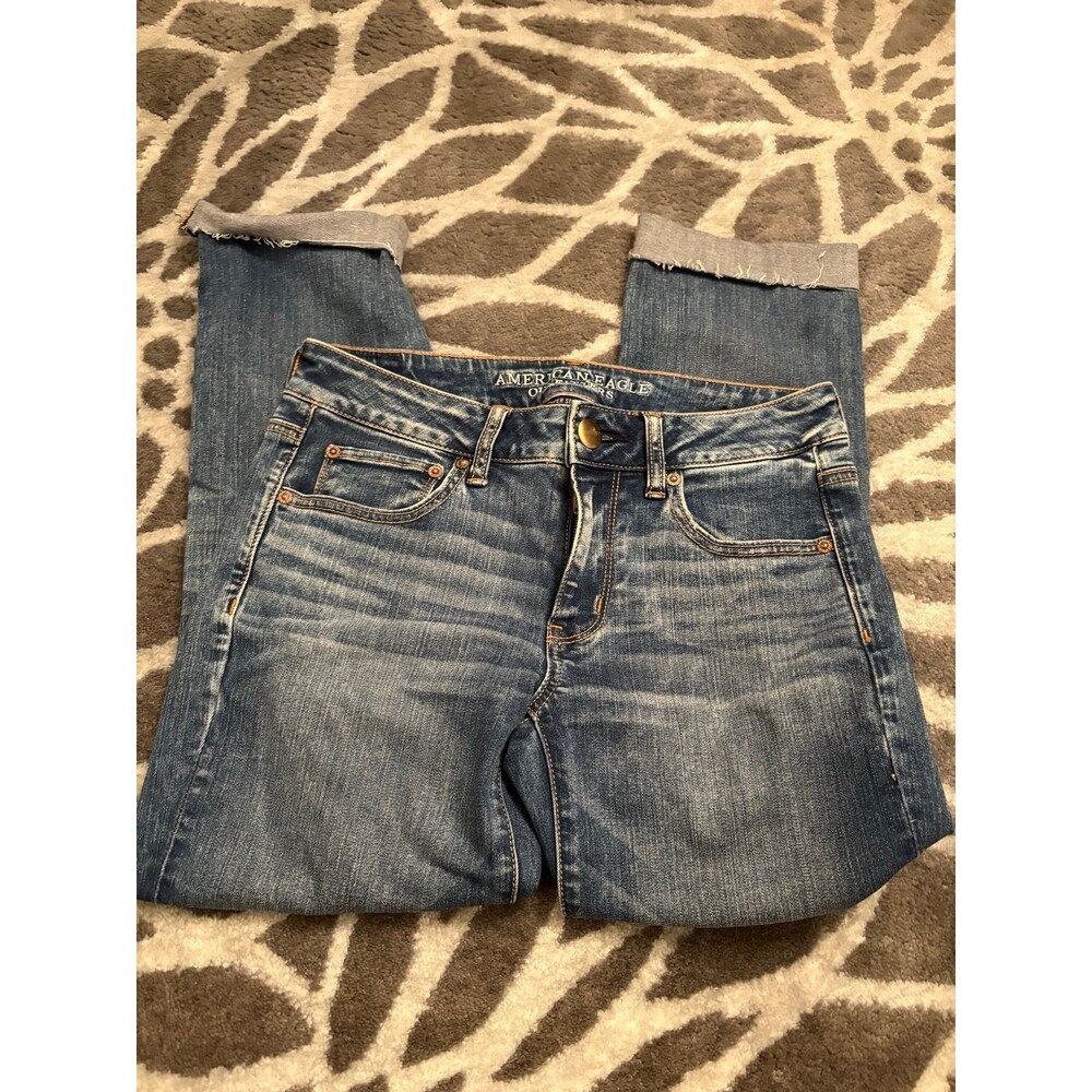 Blue American Eagle Super Stretch Straight Crop Jeans